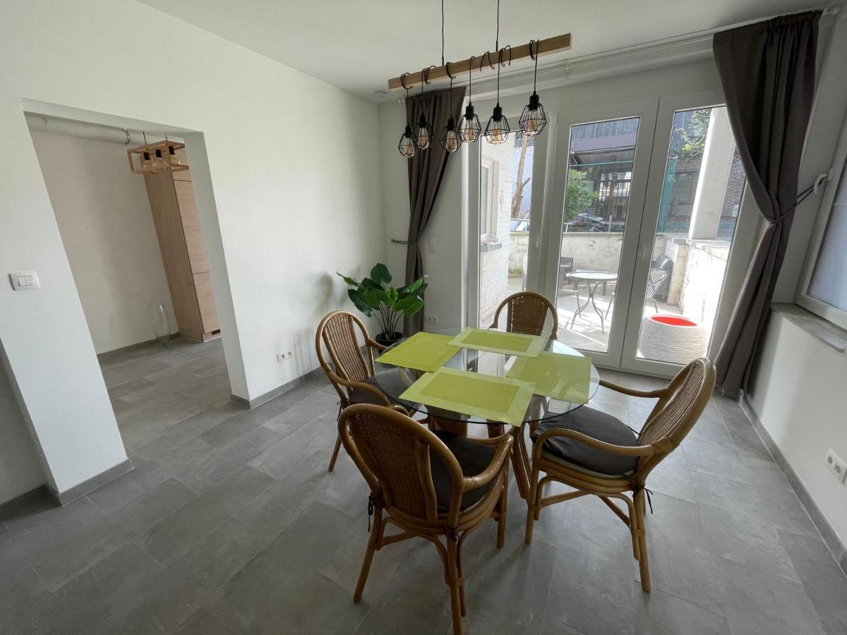 Appartement Avec Exterieur A Proximite De Liege Herstal Exterior foto